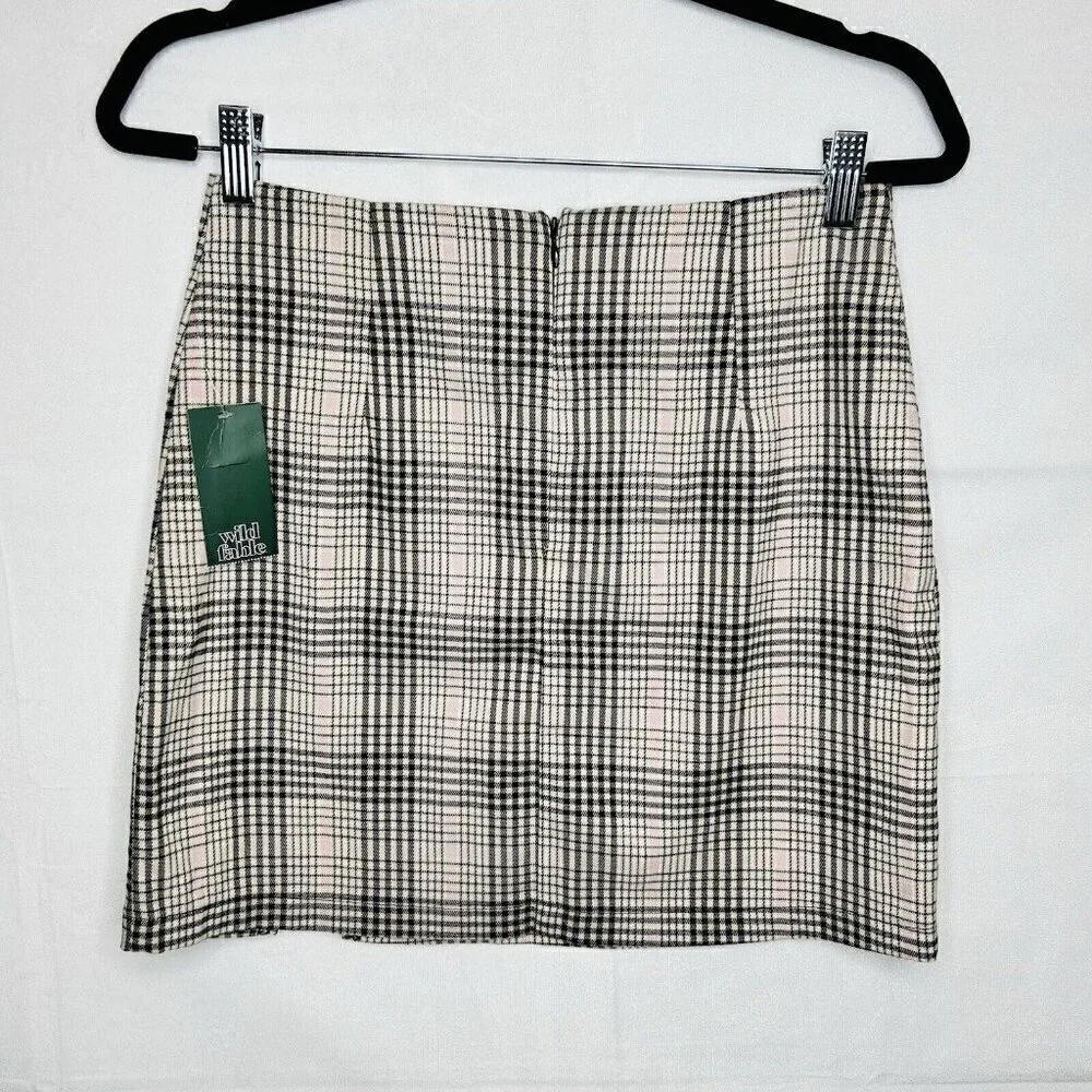 Wild Fable Mini Skirt Women's Preppy School Girl Sz 8 Pink Black Plaid Slit NWT